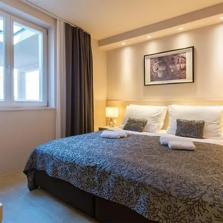 Lovely Apartment In Molunat Apartment